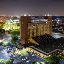 DoubleTree by Hilton Hotel Richardson