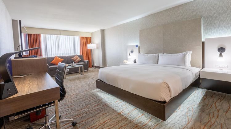 DoubleTree by Hilton Hotel Richardson Room