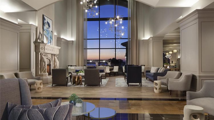 Hilton Dallas/Rockwall Lakefront Lobby