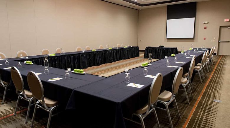 <b>Hilton Garden Inn Dayton-Austin Landing Meeting</b>. Images powered by <a href="https://iceportal.shijigroup.com/" title="IcePortal" target="_blank">IcePortal</a>.