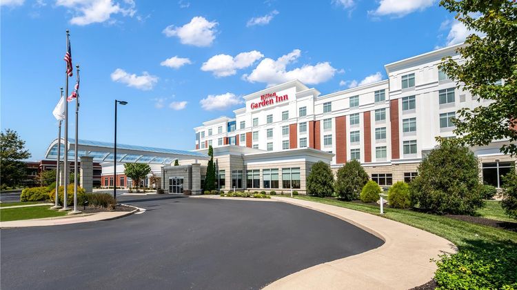 Hilton Garden Inn Dayton-Austin Landing Exterior
