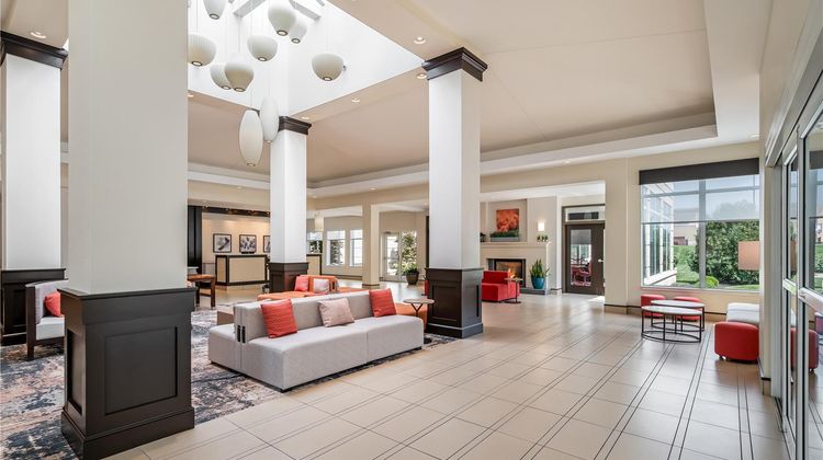 Hilton Garden Inn Dayton-Austin Landing Lobby
