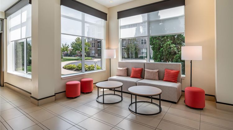Hilton Garden Inn Dayton-Austin Landing Lobby