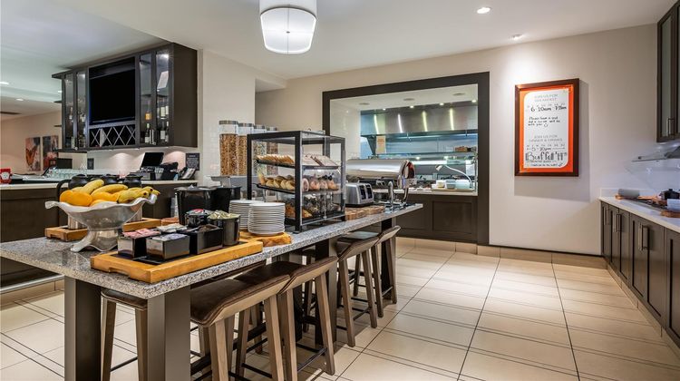 Hilton Garden Inn Dayton-Austin Landing Restaurant