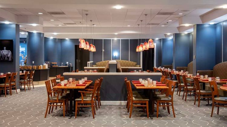 Doubletree by Hilton DC-Crystal City Restaurant