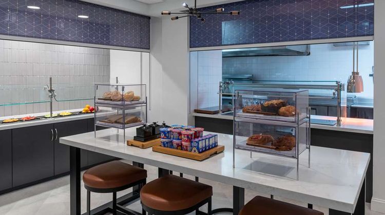 Hilton Garden Inn Arlington Courthouse Restaurant