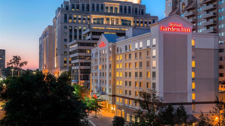 Hilton Garden Inn Arlington Courthouse Exterior. Images powered by <a href="https://iceportal.shijigroup.com" target="_blank" rel="noopener">Ice Portal</a>.