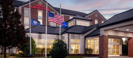 Hilton Garden Inn Fredericksburg Exterior