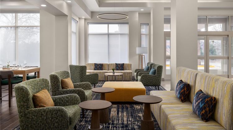 Hilton Garden Inn Greenbelt Lobby