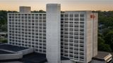 Hilton Arlington National Landing Exterior