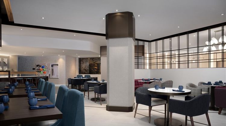 Hilton Arlington National Landing Restaurant