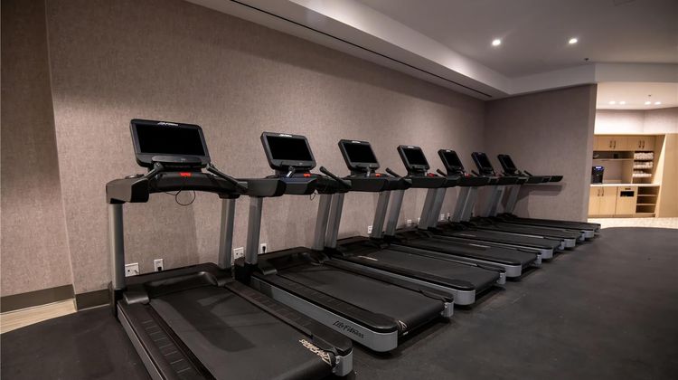 Hilton Arlington National Landing Health