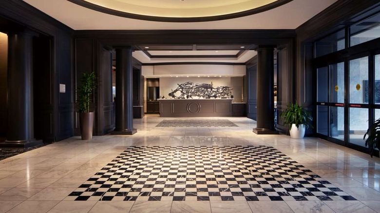 <b>Hilton Alexandria Old Town Lobby</b>. Images powered by <a href="https://iceportal.shijigroup.com/" title="IcePortal" target="_blank">IcePortal</a>.