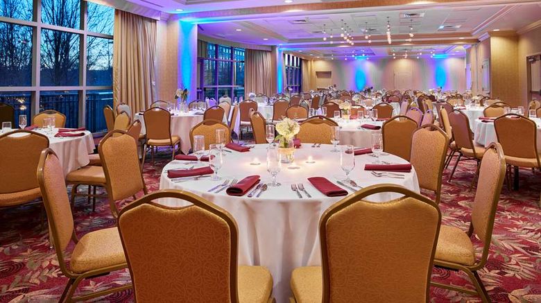 <b>Hilton Garden Inn-Rockville/Gaithersburg Meeting</b>. Images powered by <a href="https://iceportal.shijigroup.com/" title="IcePortal" target="_blank">IcePortal</a>.