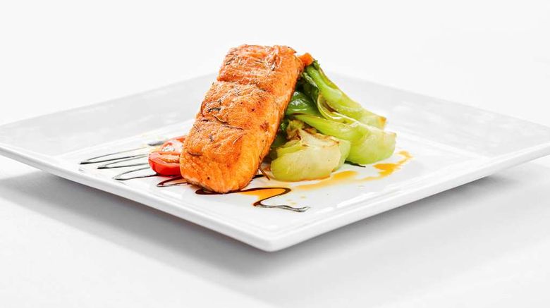 <b>Hilton Garden Inn-Rockville/Gaithersburg Restaurant</b>. Images powered by <a href="https://iceportal.shijigroup.com/" title="IcePortal" target="_blank">IcePortal</a>.