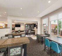 Hilton Garden Inn - Silver Spring North Lobby