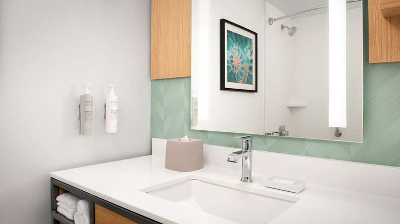 <b>Hilton Garden Inn Solomons Room</b>. Images powered by <a href="https://iceportal.shijigroup.com/" title="IcePortal" target="_blank">IcePortal</a>.