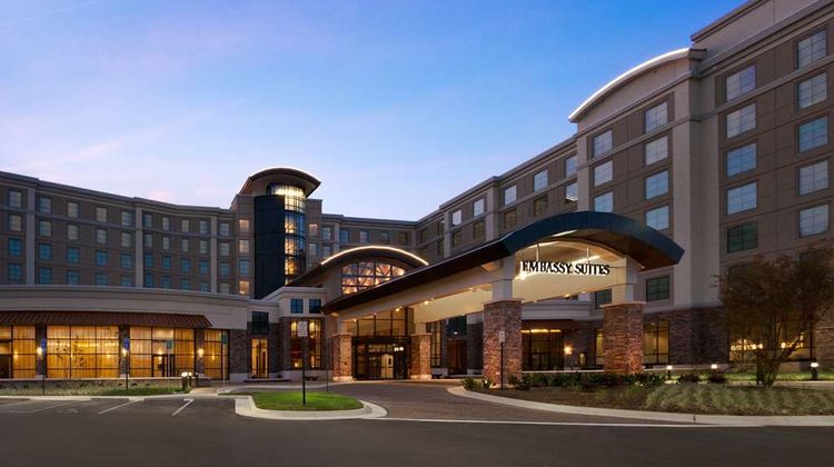 Embassy Suites by Hilton Springfield Exterior