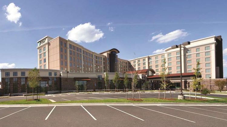 Embassy Suites by Hilton Springfield Exterior