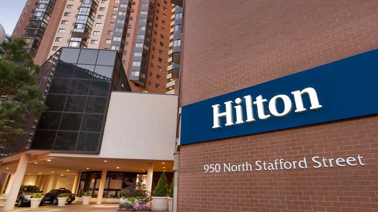 Hilton Arlington Exterior. Images powered by <a href="https://iceportal.shijigroup.com" target="_blank" rel="noopener">Ice Portal</a>.