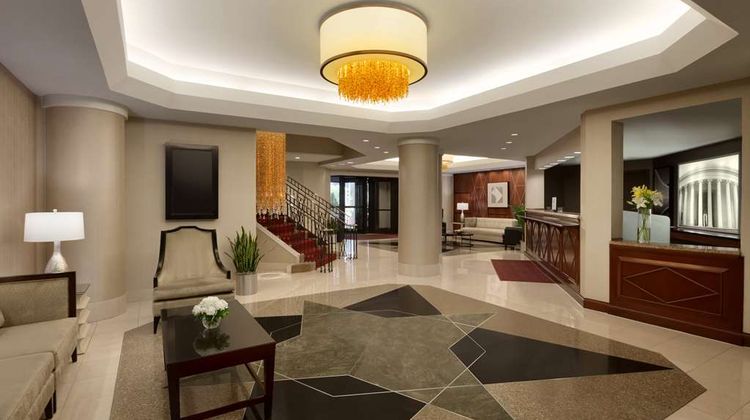 Hilton Arlington Lobby