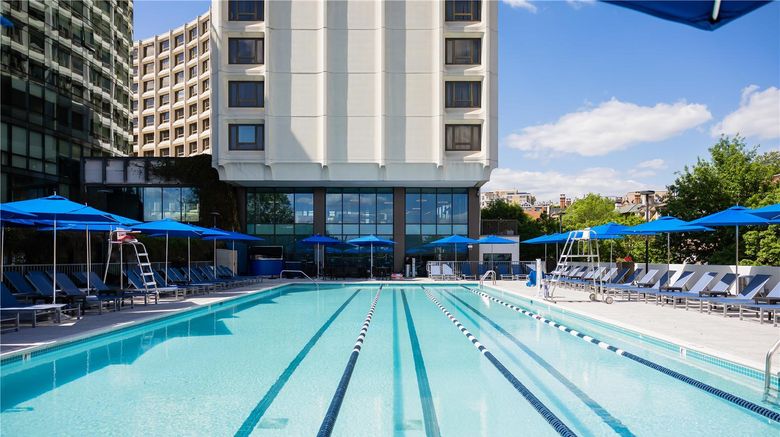 <b>Washington Hilton Pool</b>. Images powered by <a href="https://iceportal.shijigroup.com/" title="IcePortal" target="_blank">IcePortal</a>.