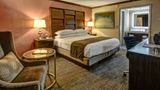 <b>DoubleTree by Hilton Decatur Riverfront Room</b>. Images powered by <a href="https://iceportal.shijigroup.com/" title="IcePortal" target="_blank">IcePortal</a>.