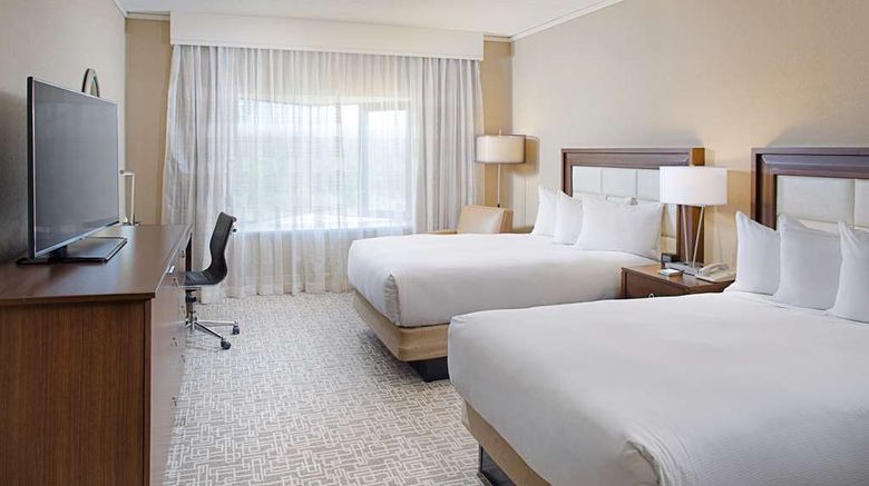 <b>Hilton Boston/Dedham Room</b>. Images powered by <a href="https://iceportal.shijigroup.com/" title="IcePortal" target="_blank">IcePortal</a>.