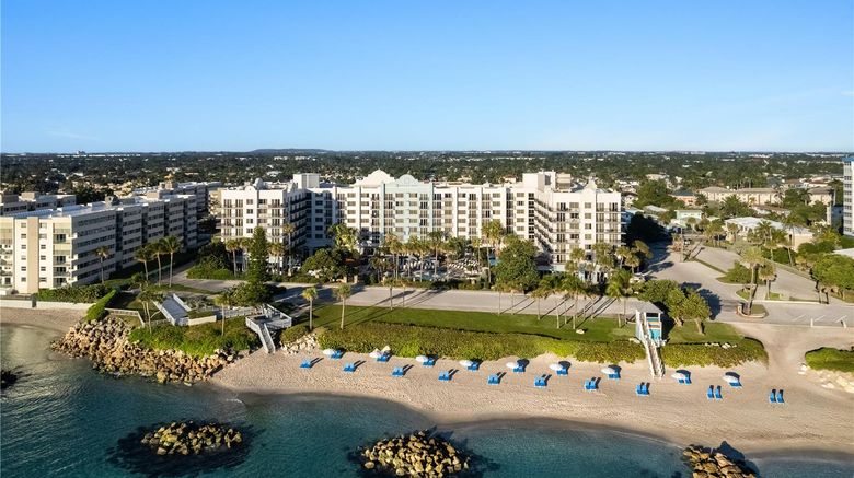 <b>Embassy Suites Deerfield Beach Resort Beach</b>. Images powered by <a href="https://iceportal.shijigroup.com/" title="IcePortal" target="_blank">IcePortal</a>.