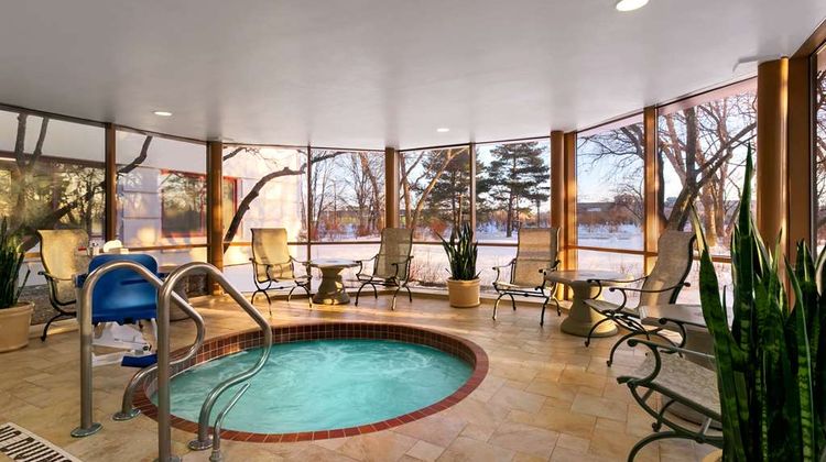 Embassy Suites Chicago N Shore Deerfield Pool