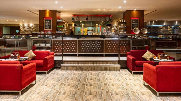 Hilton Garden Inn New Delhi/Saket Restaurant