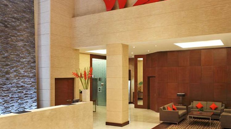 Hilton Garden Inn New Delhi/Saket Lobby