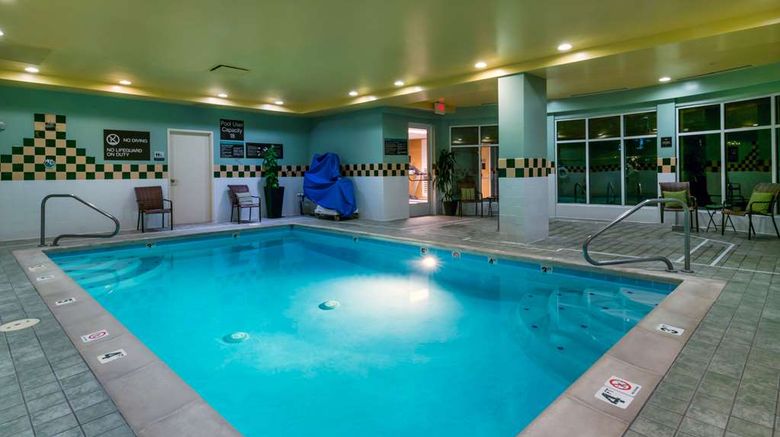 <b>Hilton Garden Inn Denver Airport Pool</b>. Images powered by <a href="https://iceportal.shijigroup.com/" title="IcePortal" target="_blank">IcePortal</a>.