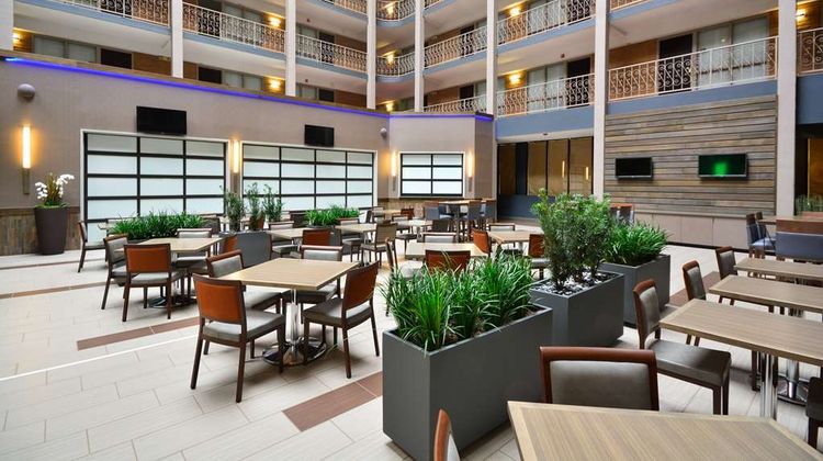 Embassy Suites Denver-Stapleton Restaurant