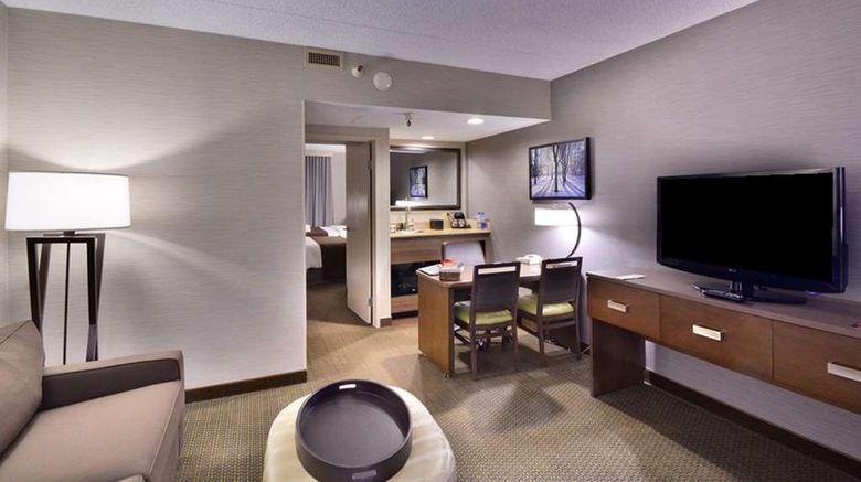 <b>Embassy Suites Denver-Stapleton Room</b>. Images powered by <a href="https://iceportal.shijigroup.com/" title="IcePortal" target="_blank">IcePortal</a>.