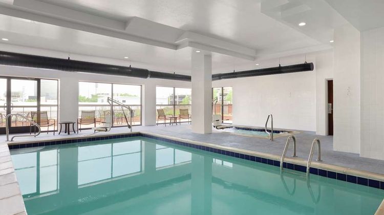 Hampton Inn & Suites Denver Cherry Creek Pool