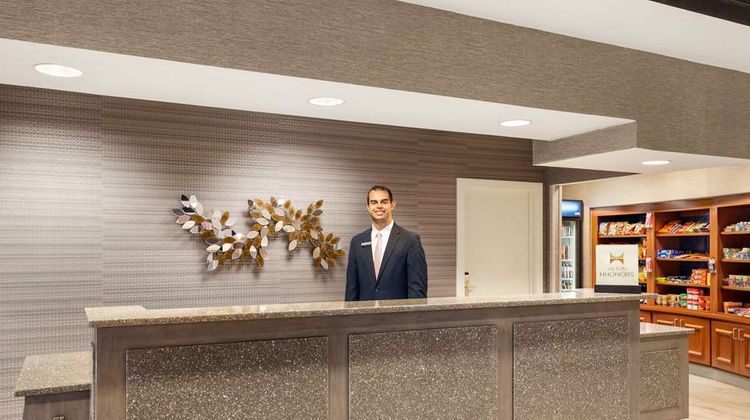 Hampton Inn & Suites Denver Cherry Creek Lobby