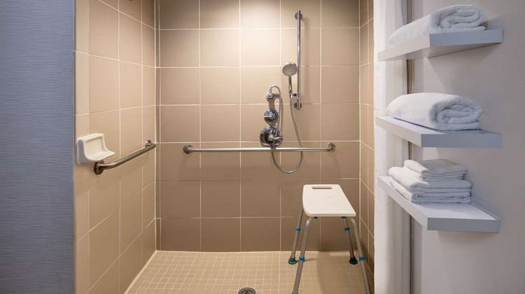Hampton Inn & Suites Denver Cherry Creek Room