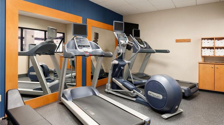 Hampton Inn & Suites Denver Cherry Creek Health
