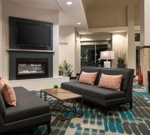 Hilton Garden Inn Denver/Cherry Creek Lobby