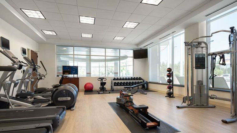 <b>Hilton Garden Inn Denver/Cherry Creek Health</b>. Images powered by <a href="https://iceportal.shijigroup.com/" title="IcePortal" target="_blank">IcePortal</a>.