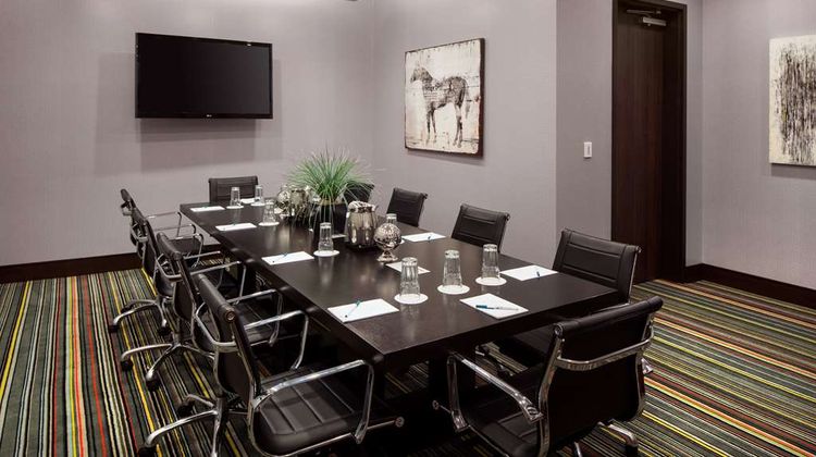 Hampton Inn & Suites-Downtown Conv Ctr Meeting
