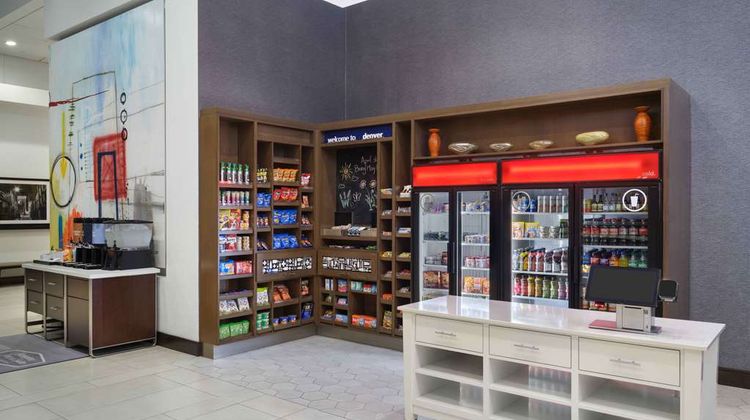 Hampton Inn & Suites-Downtown Conv Ctr Restaurant