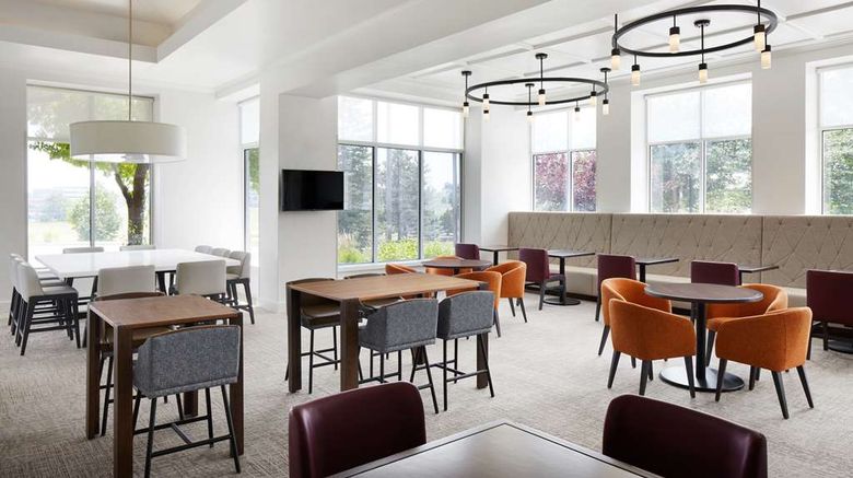 <b>Hilton Garden Inn Denver S Park Meadows Restaurant</b>. Images powered by <a href="https://iceportal.shijigroup.com/" title="IcePortal" target="_blank">IcePortal</a>.