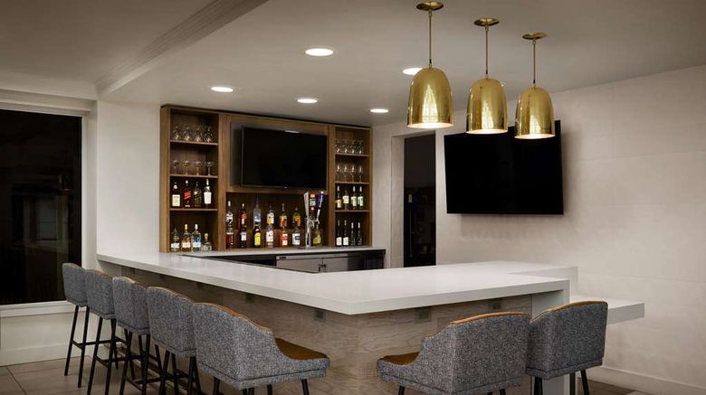 <b>Hilton Garden Inn Denver S Park Meadows Restaurant</b>. Images powered by <a href="https://iceportal.shijigroup.com/" title="IcePortal" target="_blank">IcePortal</a>.