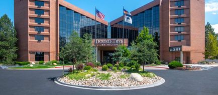 DoubleTree by Hilton Denver Aurora Exterior