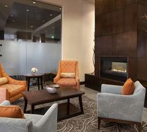 DoubleTree by Hilton Denver - Thornton Lobby