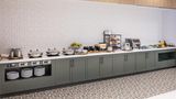 <b>Hilton Garden Inn Denver Tech Center Restaurant</b>. Images powered by <a href="https://iceportal.shijigroup.com/" title="IcePortal" target="_blank">IcePortal</a>.