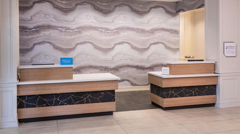 <b>Hilton Garden Inn Denver Tech Center Lobby</b>. Images powered by <a href="https://iceportal.shijigroup.com/" title="IcePortal" target="_blank">IcePortal</a>.