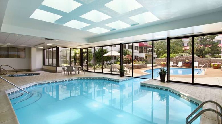 <b>Embassy Suites Detroit Metro Airport Pool</b>. Images powered by <a href="https://iceportal.shijigroup.com/" title="IcePortal" target="_blank">IcePortal</a>.